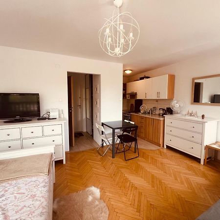 Entire Studio In Centrum Apartment วอร์ซอ ภายนอก รูปภาพ